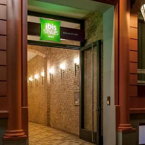 Hotell Ibis Styles Ost